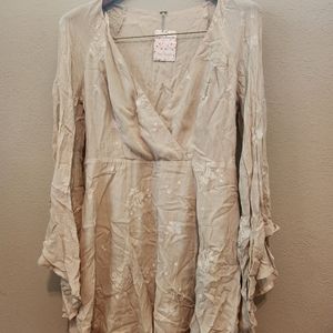NEW FREE PEOPLE DRESS EMBROIDERED 10